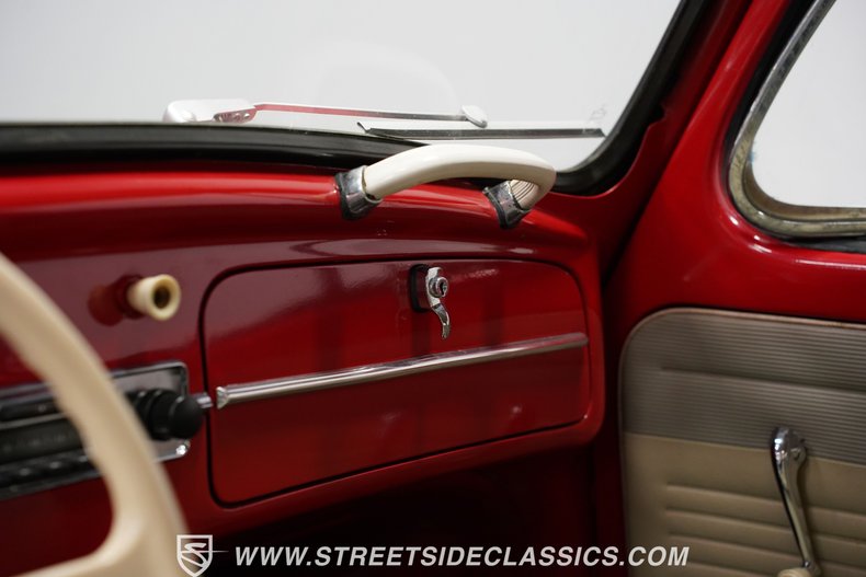 Volkswagen-Beetle-1962-Red-Beige-44