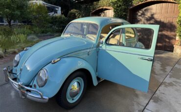 Volkswagen-Beetle-1962-sea-foam-green-beige-2