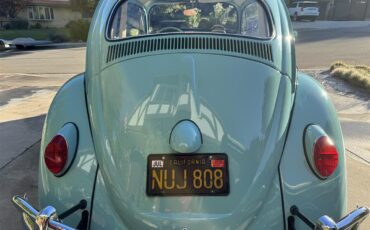 Volkswagen-Beetle-1962-sea-foam-green-beige-3