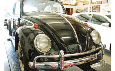 Volkswagen-Beetle-1964-Black-Red