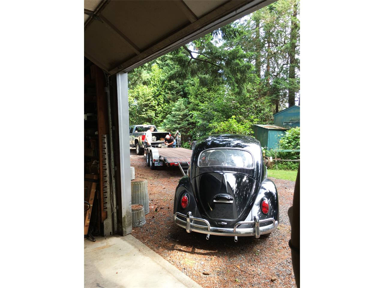 Volkswagen-Beetle-1964-Black-Red-6