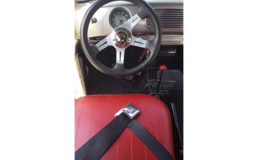 Volkswagen-Beetle-1965-Silver-RedBlack-11