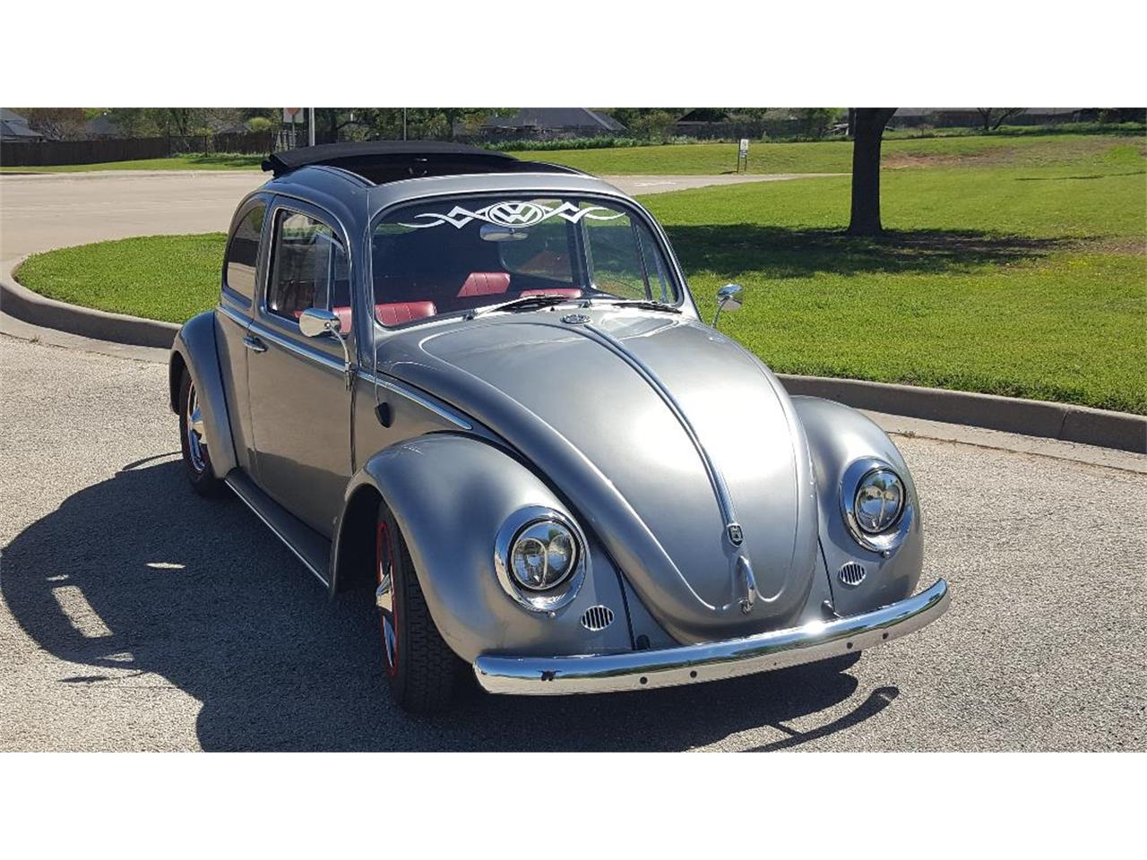Volkswagen-Beetle-1965-Silver-RedBlack-2