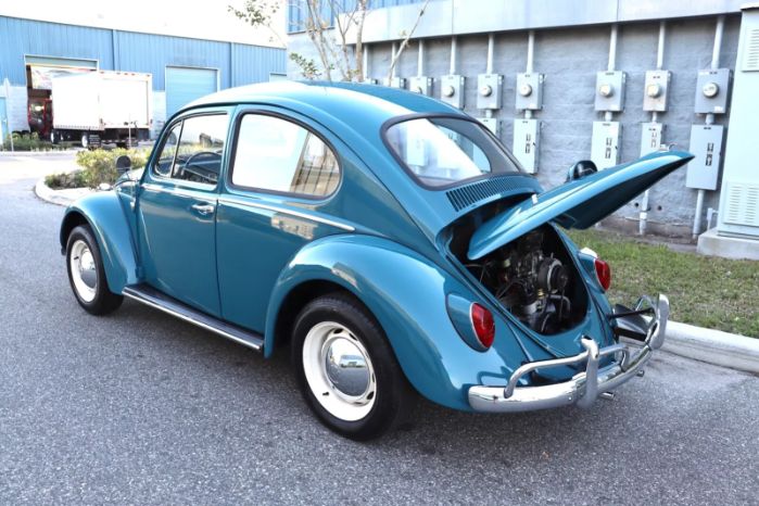 Volkswagen-Beetle-1966-Blue-White-3