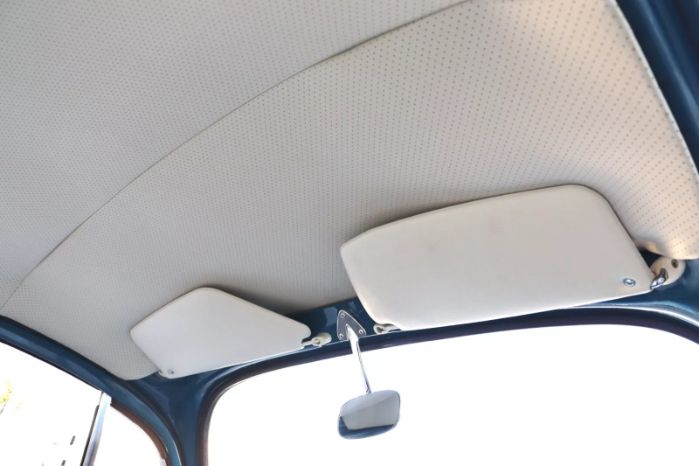 Volkswagen-Beetle-1966-Blue-White-8