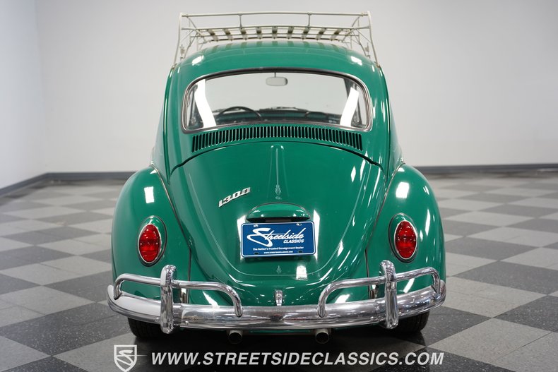 Volkswagen-Beetle-1966-Green-Black-31