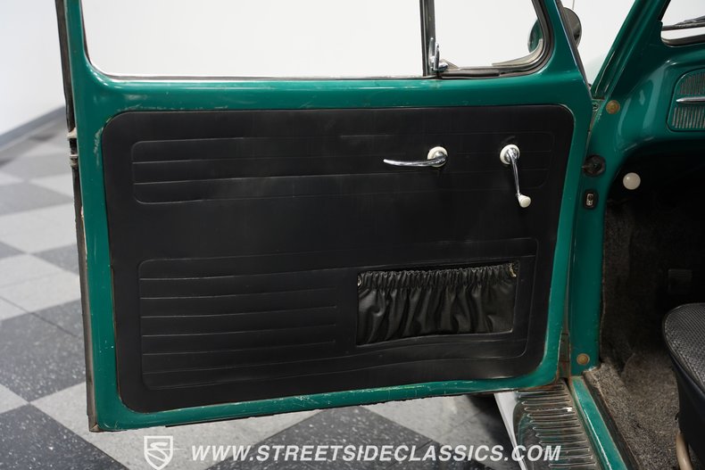 Volkswagen-Beetle-1966-Green-Black-5