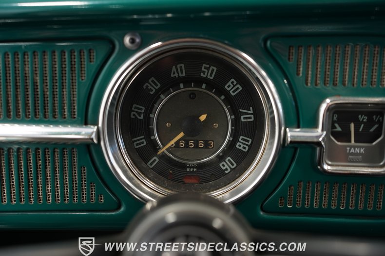 Volkswagen-Beetle-1966-Green-Black-8