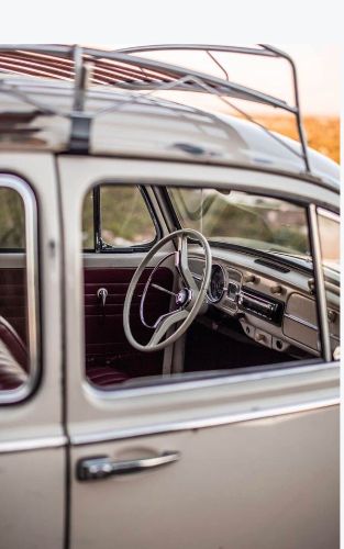 Volkswagen-Beetle-1966-Tan-Red-1