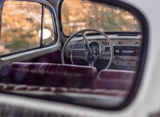 Volkswagen-Beetle-1966-Tan-Red-2