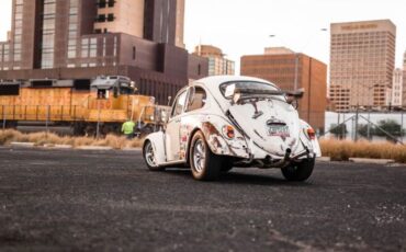 Volkswagen-Beetle-1966-Tan-Red-8