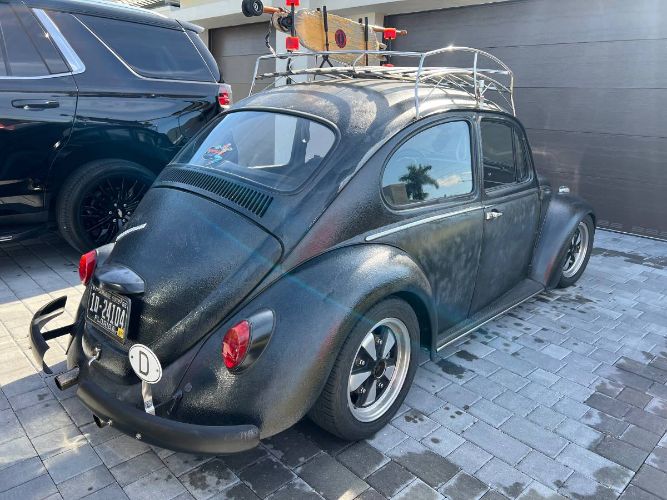 Volkswagen-Beetle-1967-Black-10