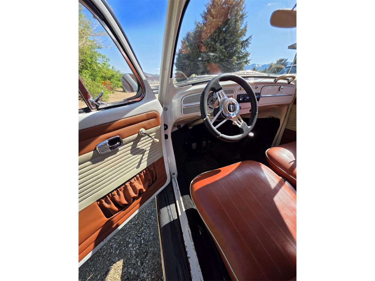 Volkswagen-Beetle-1967-White-Red-amp-White-26