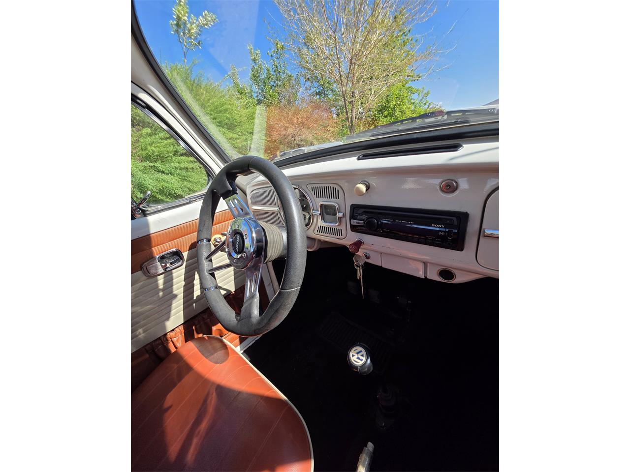 Volkswagen-Beetle-1967-White-Red-amp-White-31