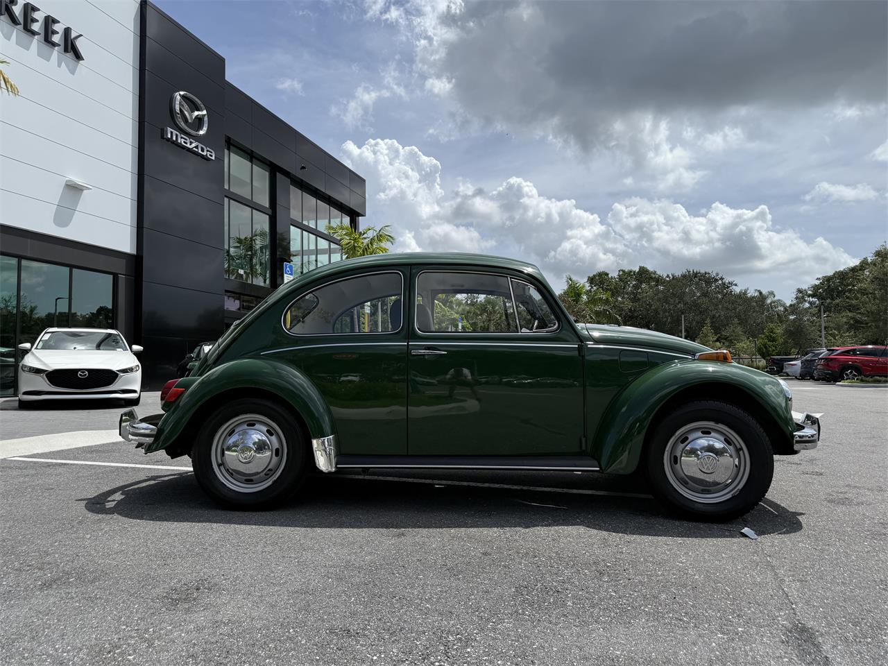 Volkswagen-Beetle-1970-Green-Black-22