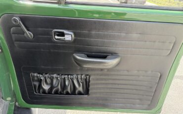 Volkswagen-Beetle-1970-Green-Black-4