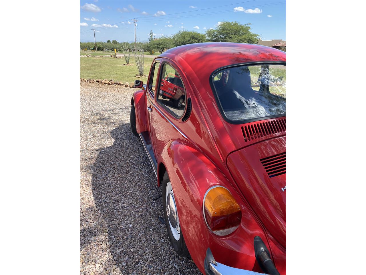 Volkswagen-Beetle-1974-Red-Black-2