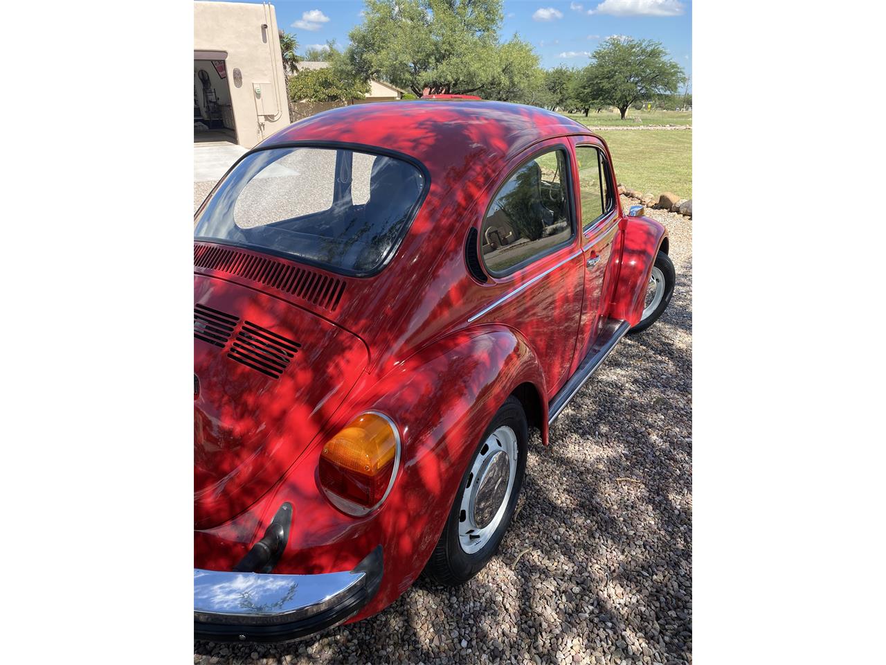 Volkswagen-Beetle-1974-Red-Black-4