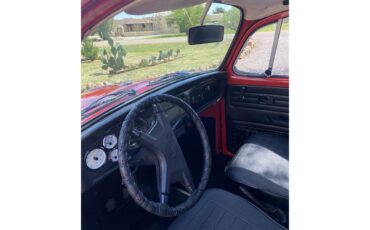 Volkswagen-Beetle-1974-Red-Black-6