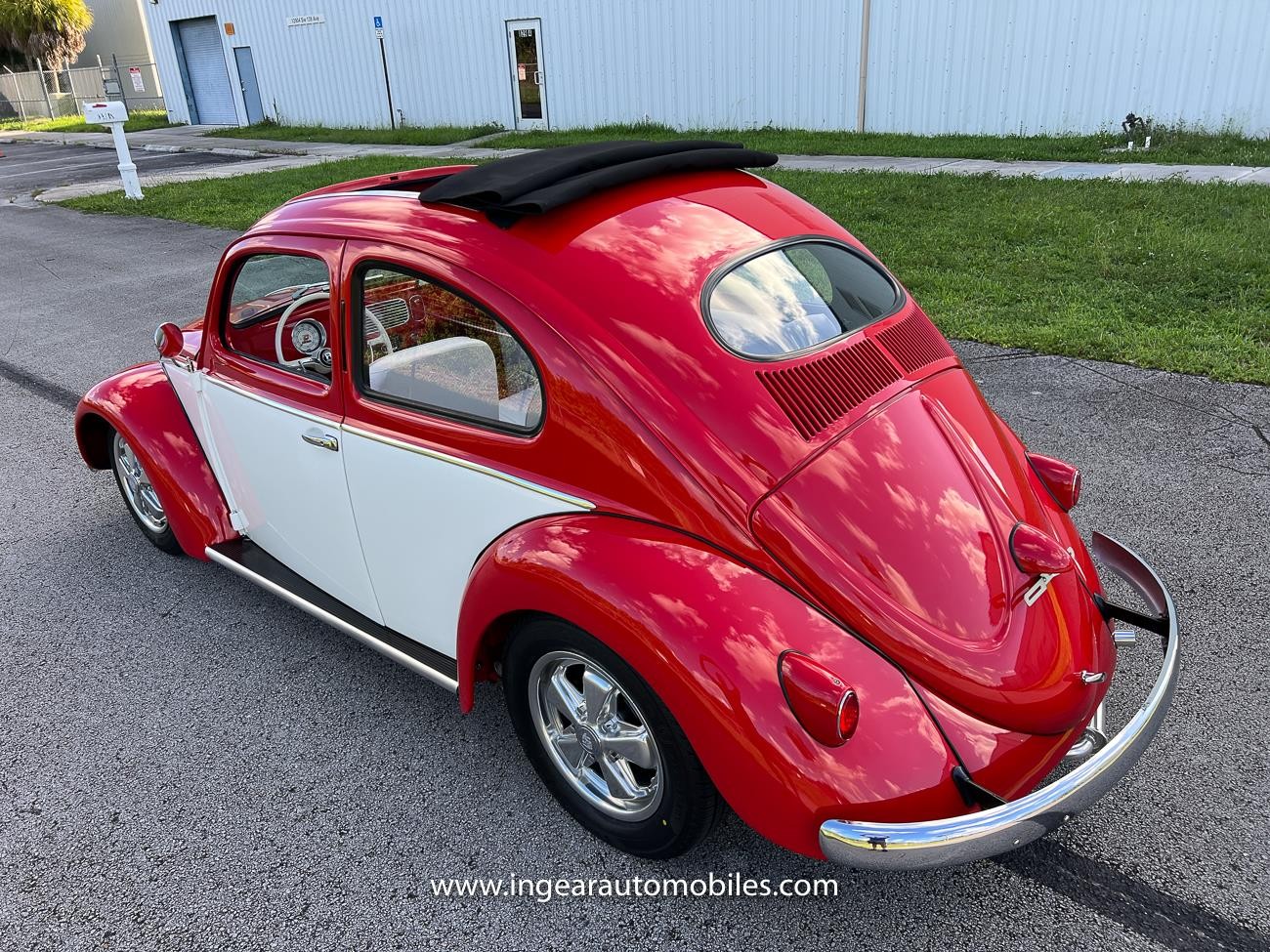 Volkswagen-Beetle-Classic-1956-coupe-1