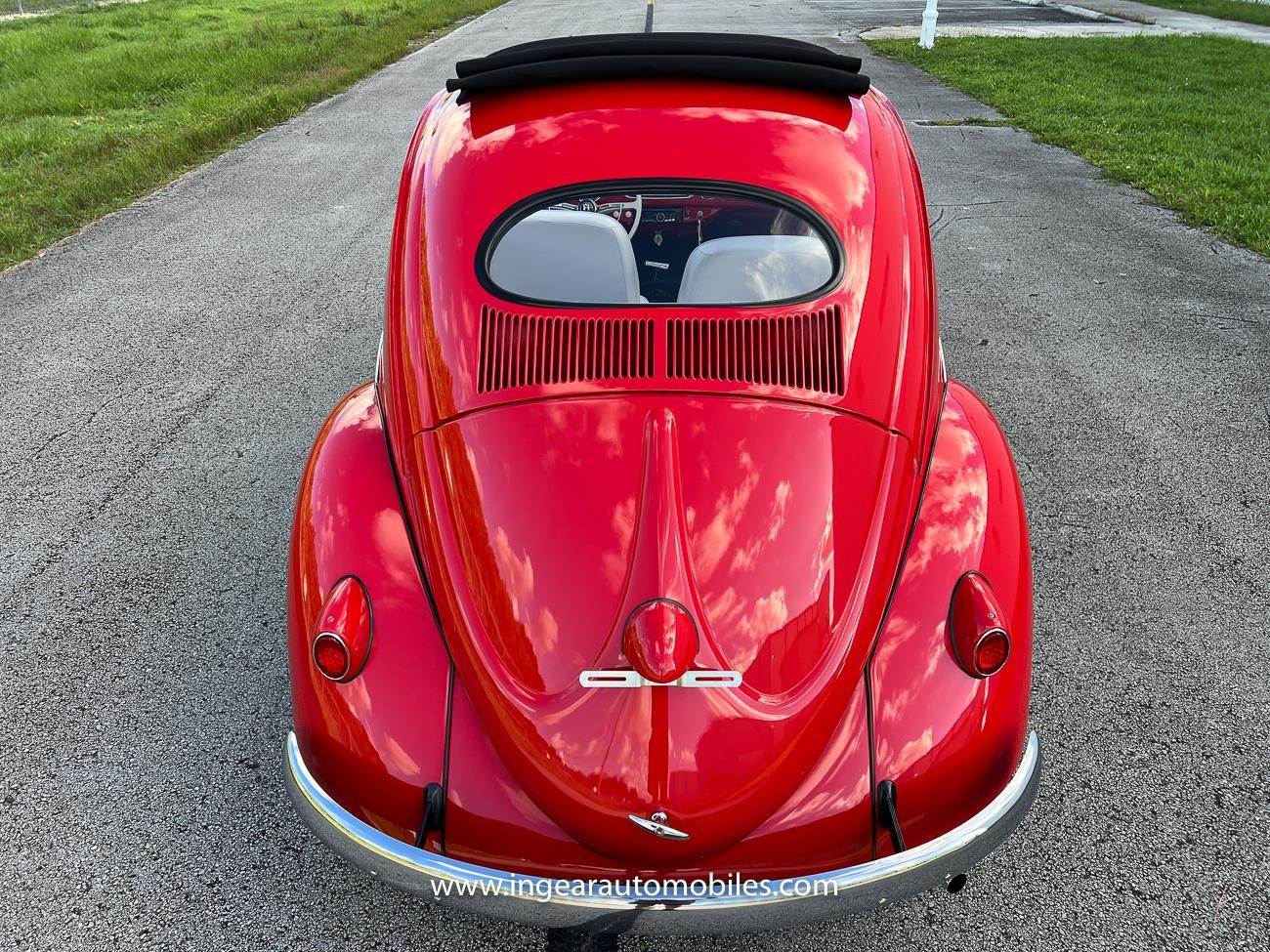 Volkswagen-Beetle-Classic-1956-coupe-12