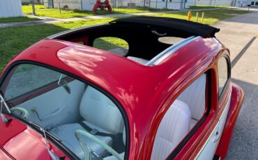 Volkswagen-Beetle-Classic-1956-coupe-22
