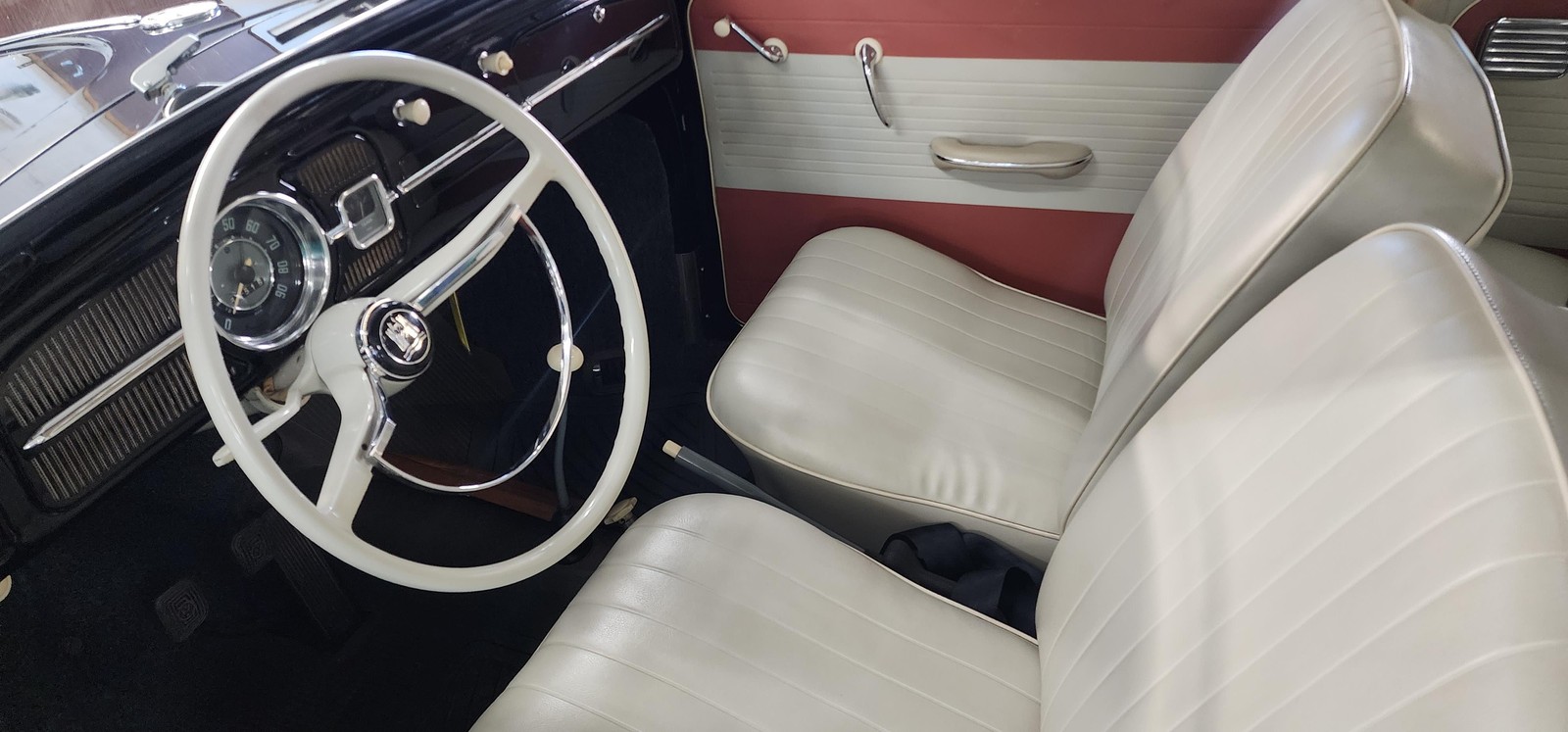 Volkswagen-Beetle-Classic-1962-2-dr-35