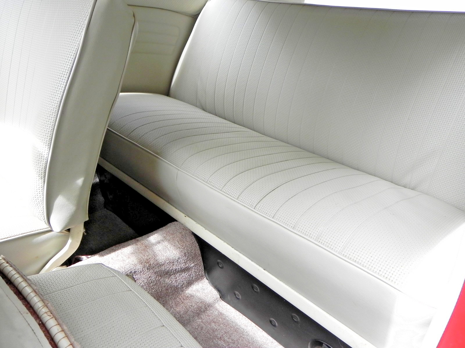 Volkswagen-Beetle-Classic-1964-Sedan-24