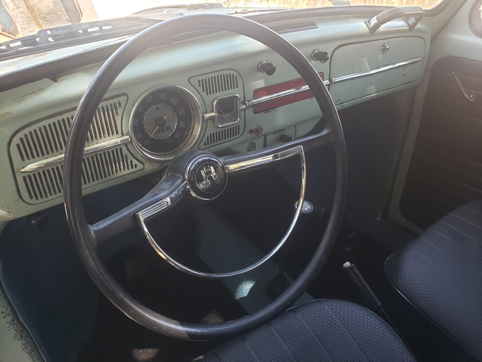 Volkswagen-Beetle-Classic-1966-Coupe-15