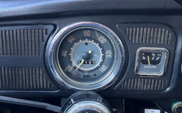 Volkswagen-Beetle-Classic-1971-Coupe-10