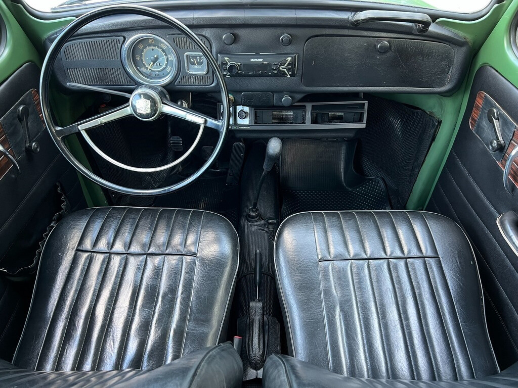 Volkswagen-Beetle-Classic-1971-Coupe-13