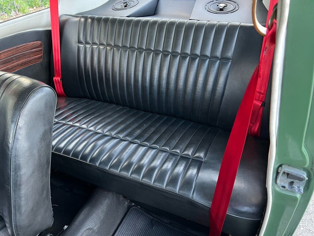 Volkswagen-Beetle-Classic-1971-Coupe-15