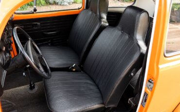 Volkswagen-Beetle-Classic-1972-Coupe-17