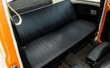 Volkswagen-Beetle-Classic-1972-Coupe-21