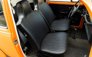 Volkswagen-Beetle-Classic-1972-Coupe-24
