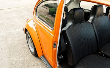 Volkswagen-Beetle-Classic-1972-Coupe-31