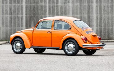 Volkswagen-Beetle-Classic-1972-Coupe-4
