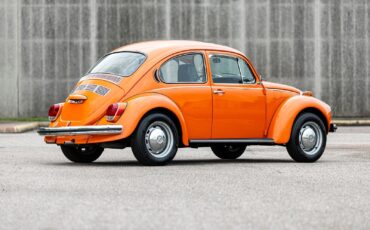 Volkswagen-Beetle-Classic-1972-Coupe-6