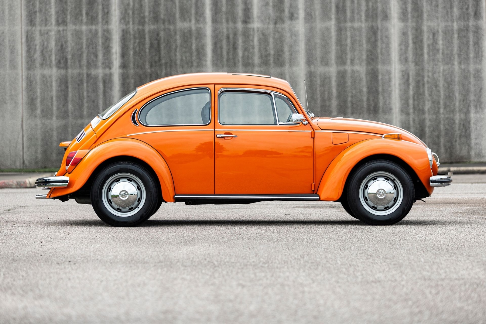 Volkswagen-Beetle-Classic-1972-Coupe-7