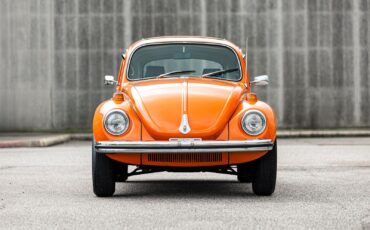 Volkswagen-Beetle-Classic-1972-Coupe-9