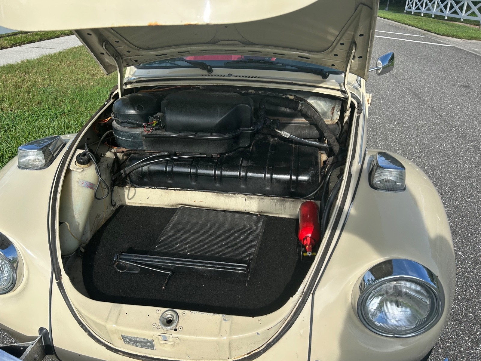 Volkswagen-Beetle-Classic-1973-Coupe-15