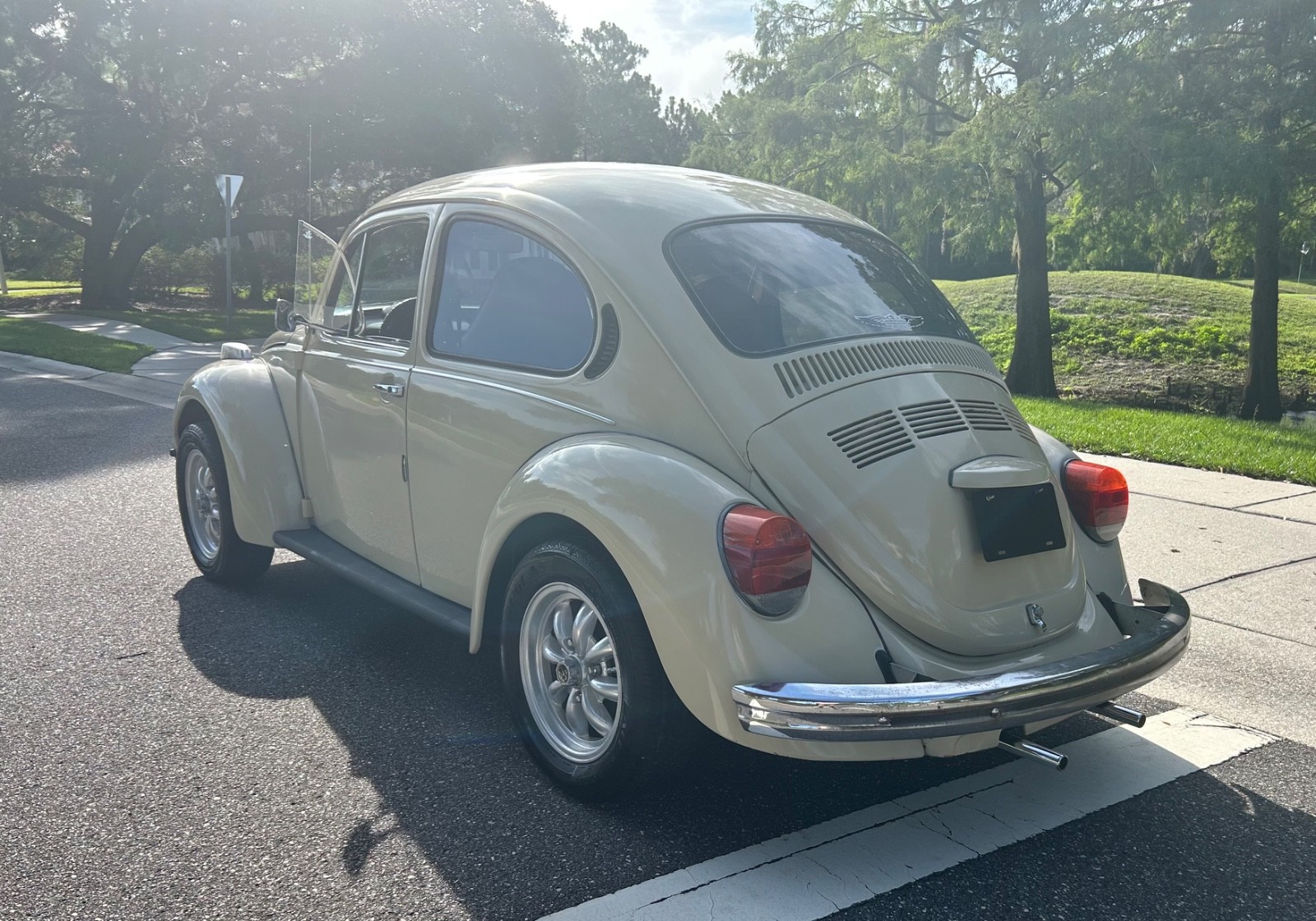 Volkswagen-Beetle-Classic-1973-Coupe-28