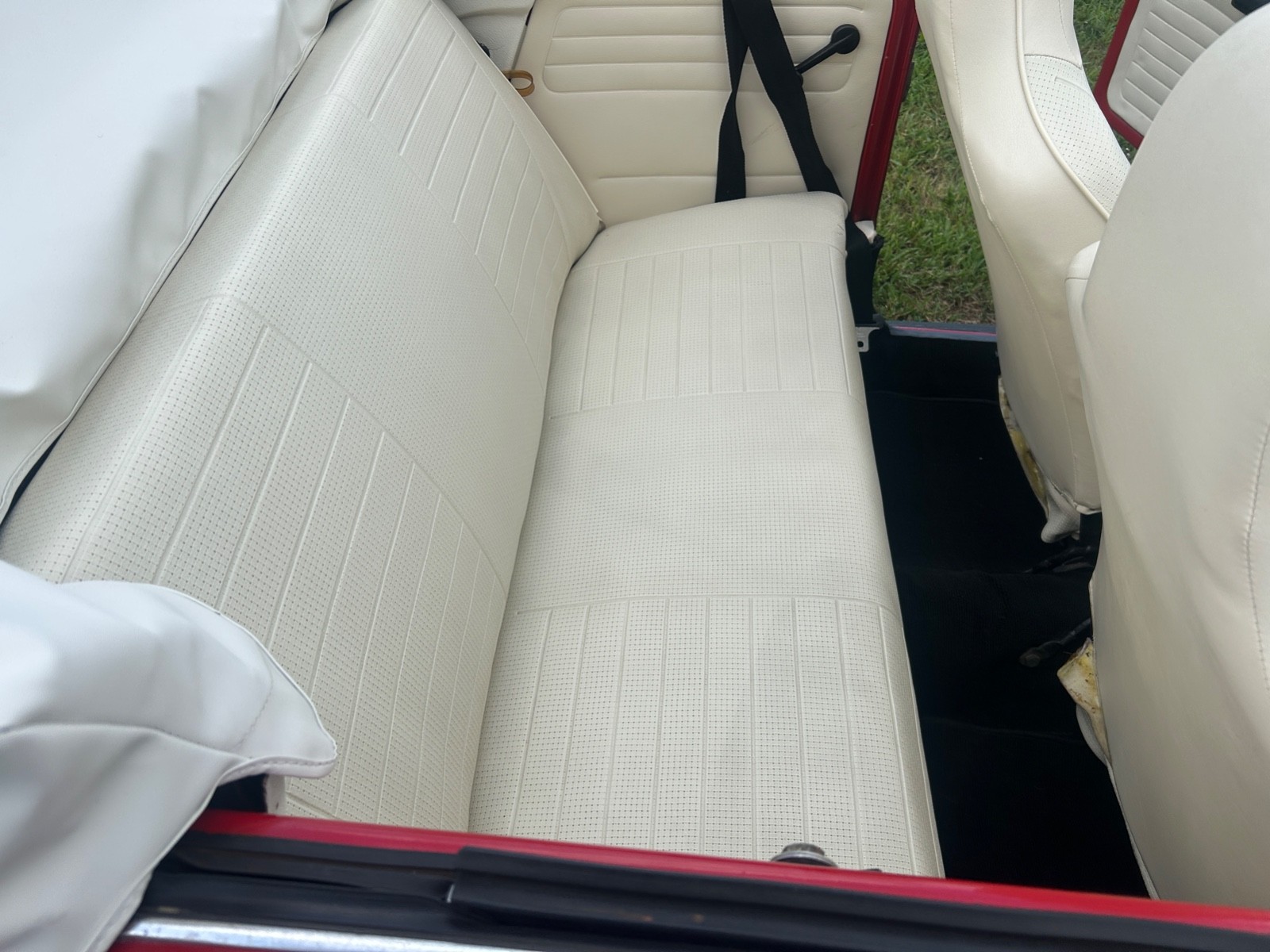 Volkswagen-Beetle-Classic-1974-Convertible-14