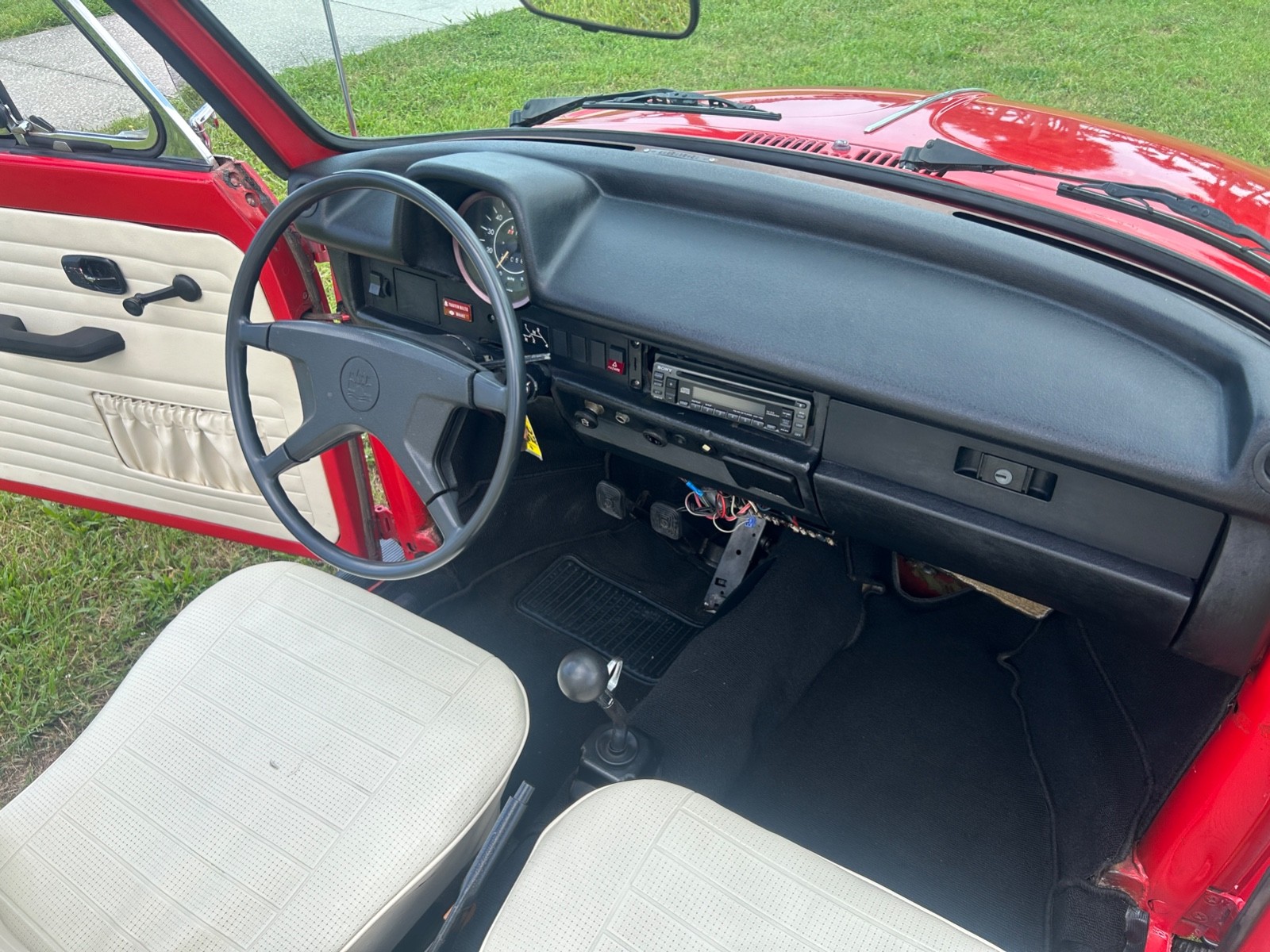 Volkswagen-Beetle-Classic-1974-Convertible-17