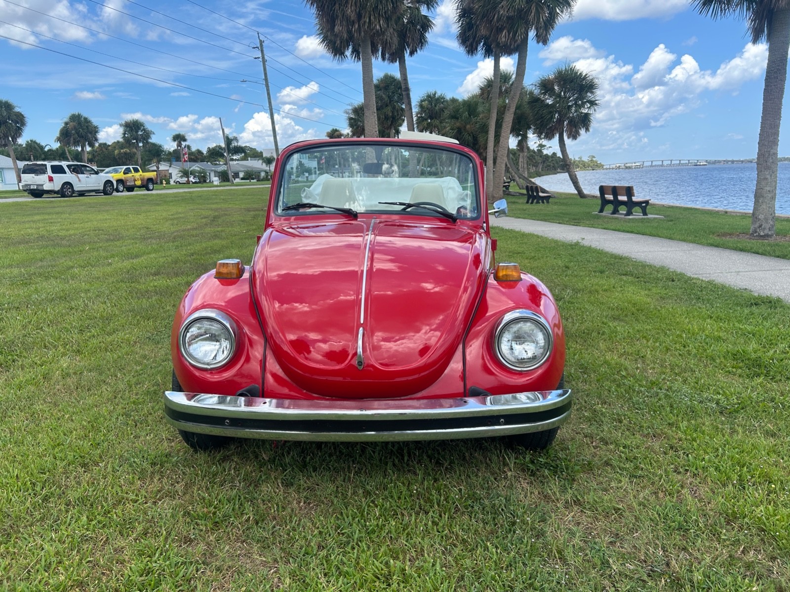 Volkswagen-Beetle-Classic-1974-Convertible-2