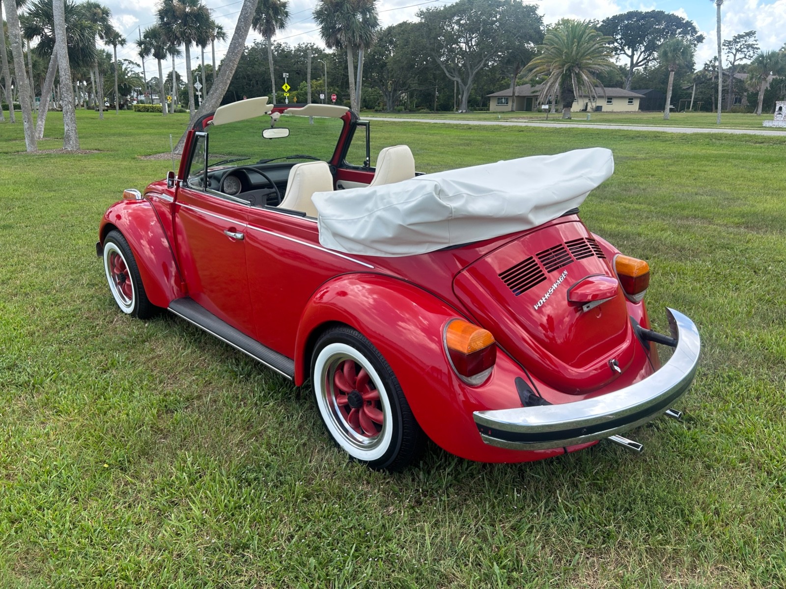 Volkswagen-Beetle-Classic-1974-Convertible-7