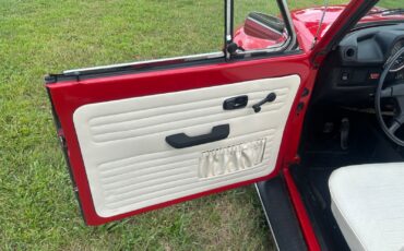 Volkswagen-Beetle-Classic-1974-Convertible-9