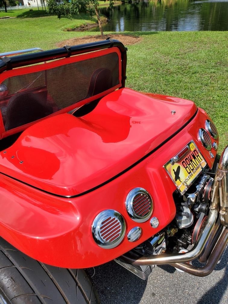 Volkswagen-Beetle-Classic-1977-Convertible-3
