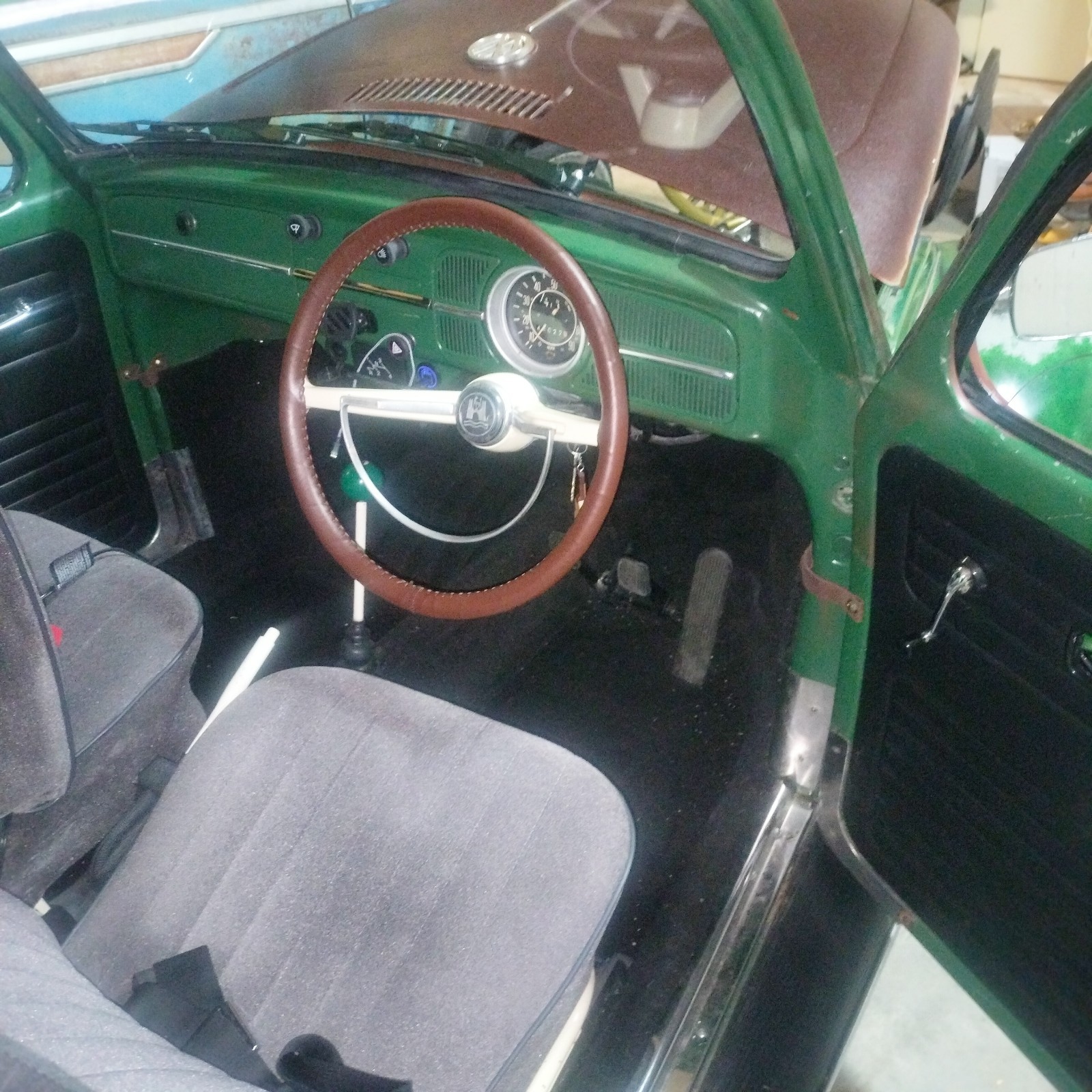 Volkswagen-Beetle-Pre-1980-1970-9