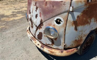 Volkswagen-Bus-1964-Tan-Red-24